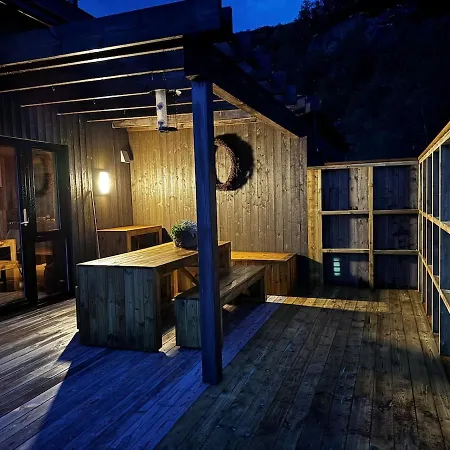 Flott Nyere I Sirdal Med Fantastisk Utsikt Og Solforhold